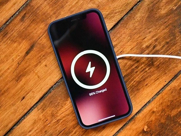 思南苹果手机维修分享iPhone 12可以随便充电吗 